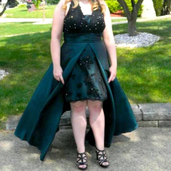 how to wear green dress Jovani 39097 main image 1